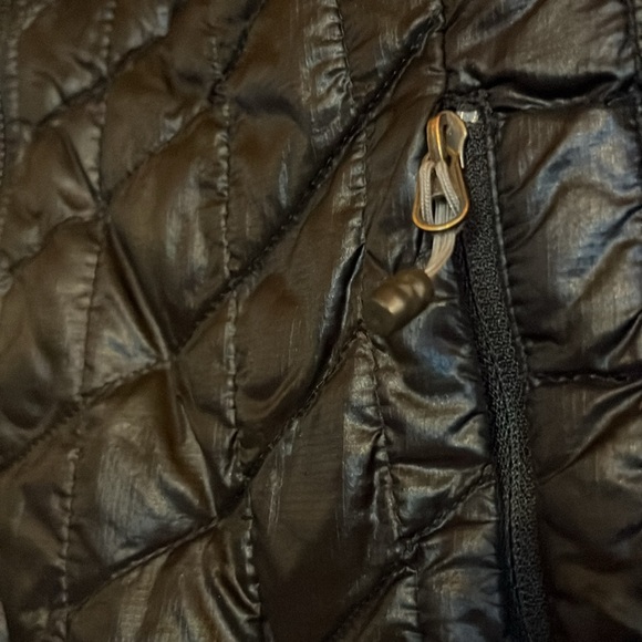 North Face Lightweight Hooded Full Zip Puffer XS - Picture 2 of 9